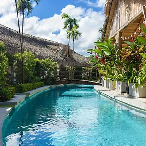 3* Hotel Takuma Boutik